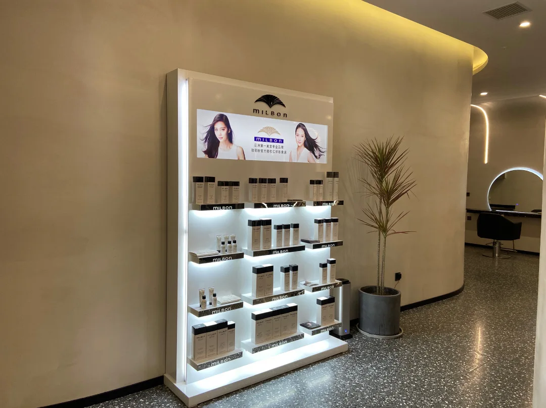 Makeup Showcase Retail Shop In - Interior Design Nail Salon บทวิจารณ์และราคา